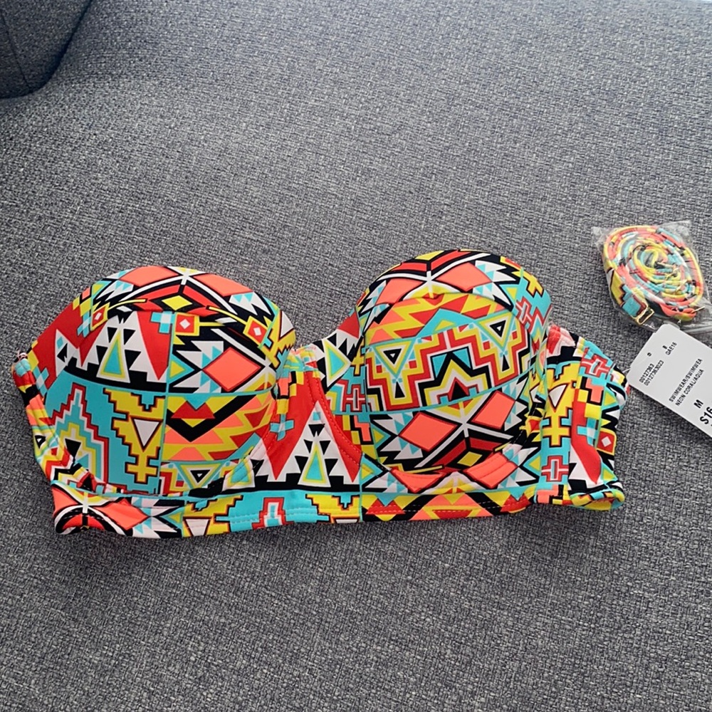 NWT Geo print strapless bikini top